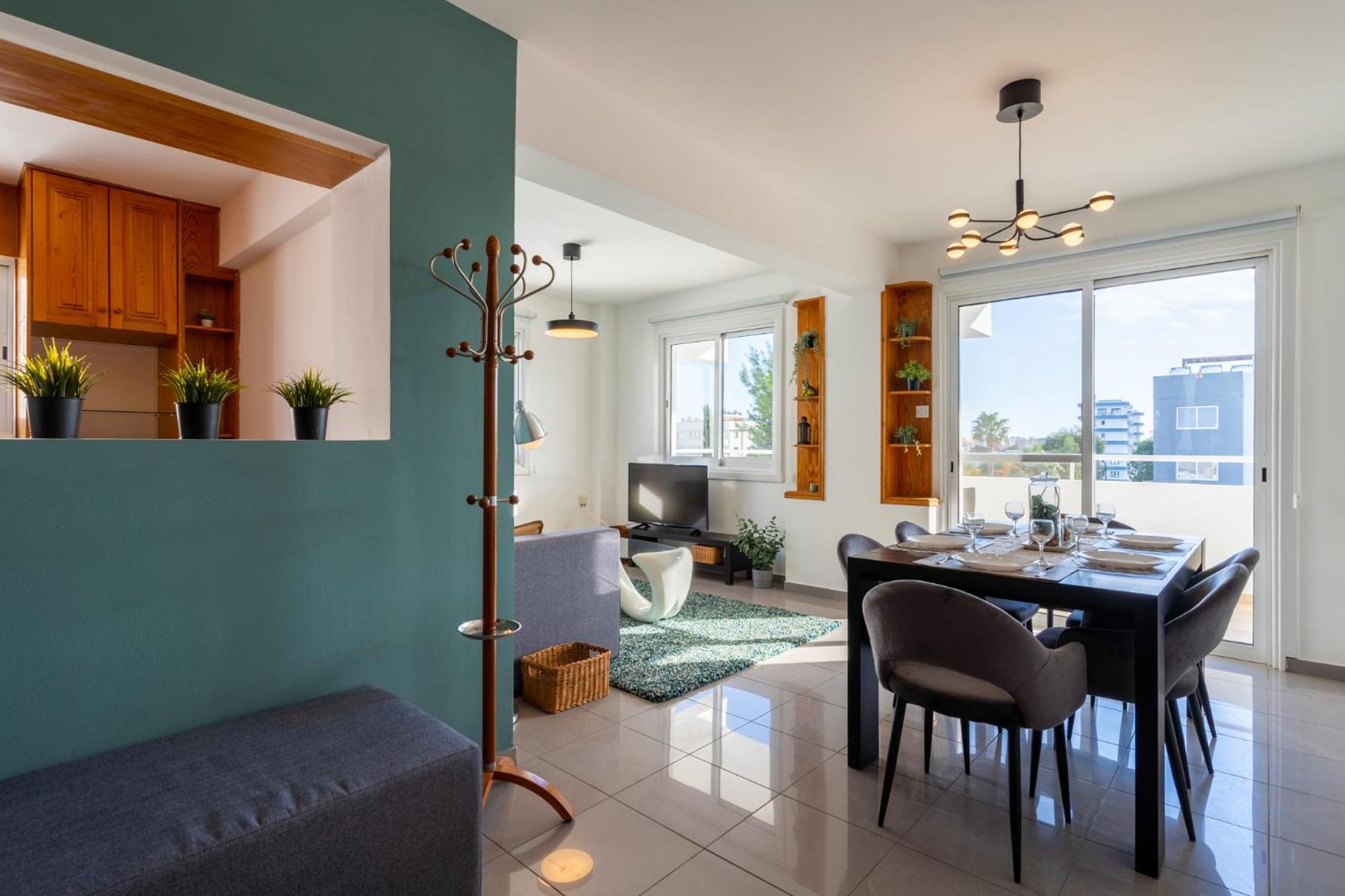 Jayde 2-Bedroom Apartment In Larnaca Luaran gambar